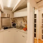The Rent - In Crocetta Apartament *