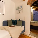 The Rent - In Crocetta Apartament *