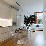 The Rent - In Crocetta * Mediolan