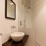 The Rent - In Crocetta Apartament *