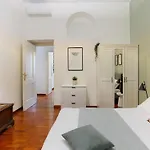 The Rent - In Crocetta Mediolan