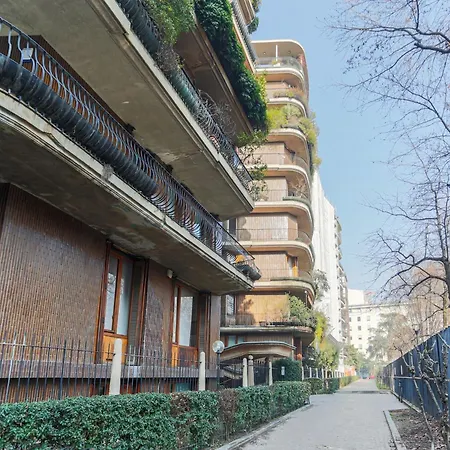 The Rent - Characteristic In Crocetta Area Apartment Milan