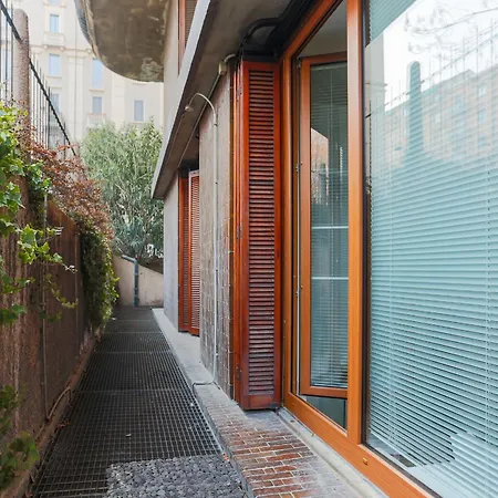 The Rent - In Crocetta Apartament Mediolan