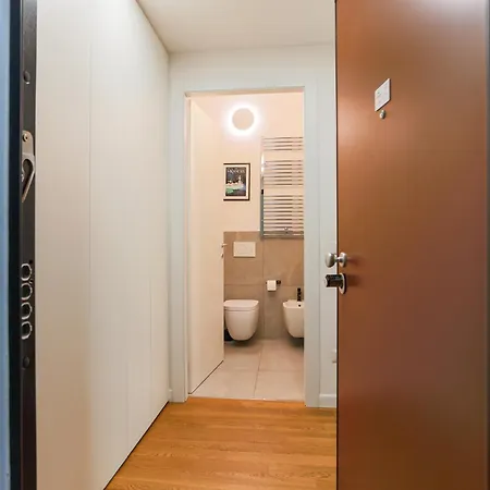 The Rent - Characteristic In Crocetta Area Apartment