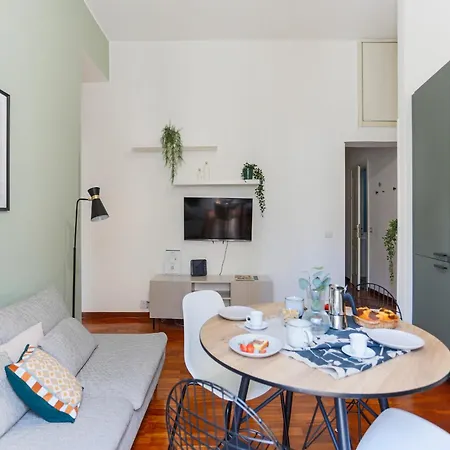 The Rent - In Crocetta